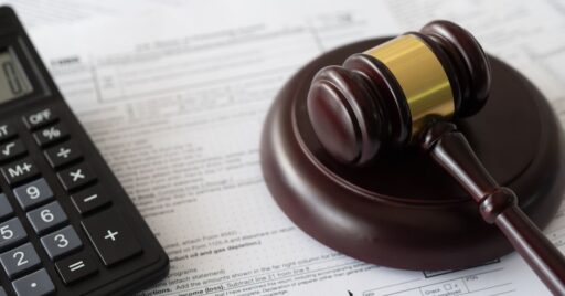 derecho fiscal y tributario